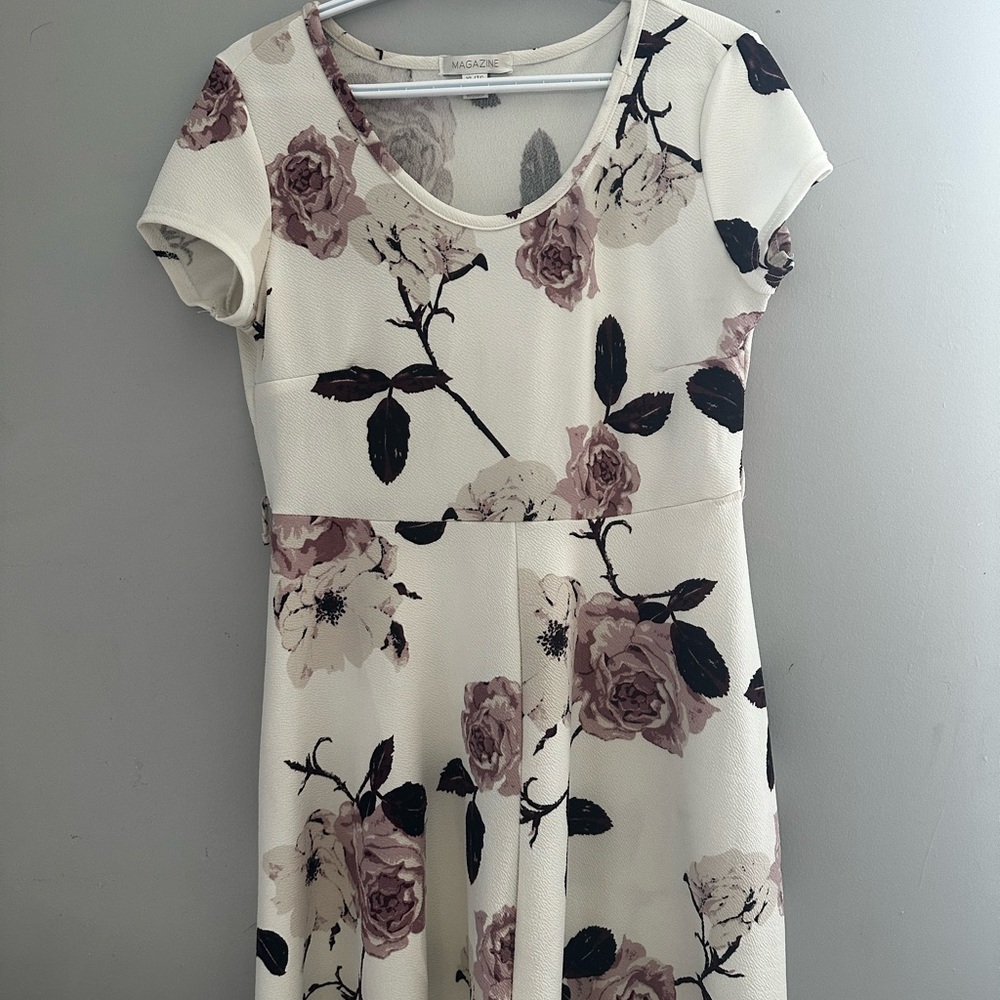 Fashion Magazine Cream and Pink Floral Midi Dress